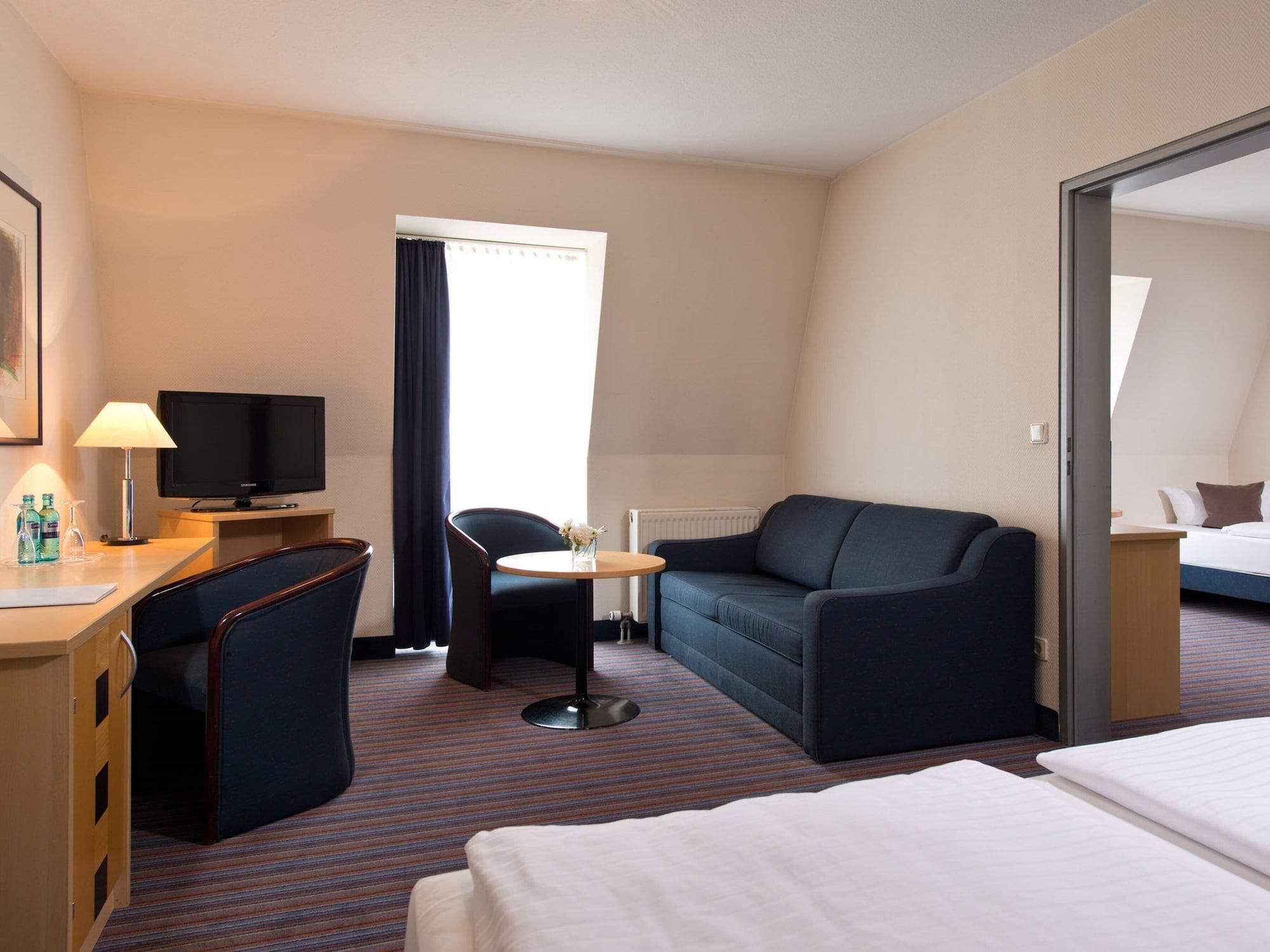 Achat Hotel Dresden Elbufer Esterno foto