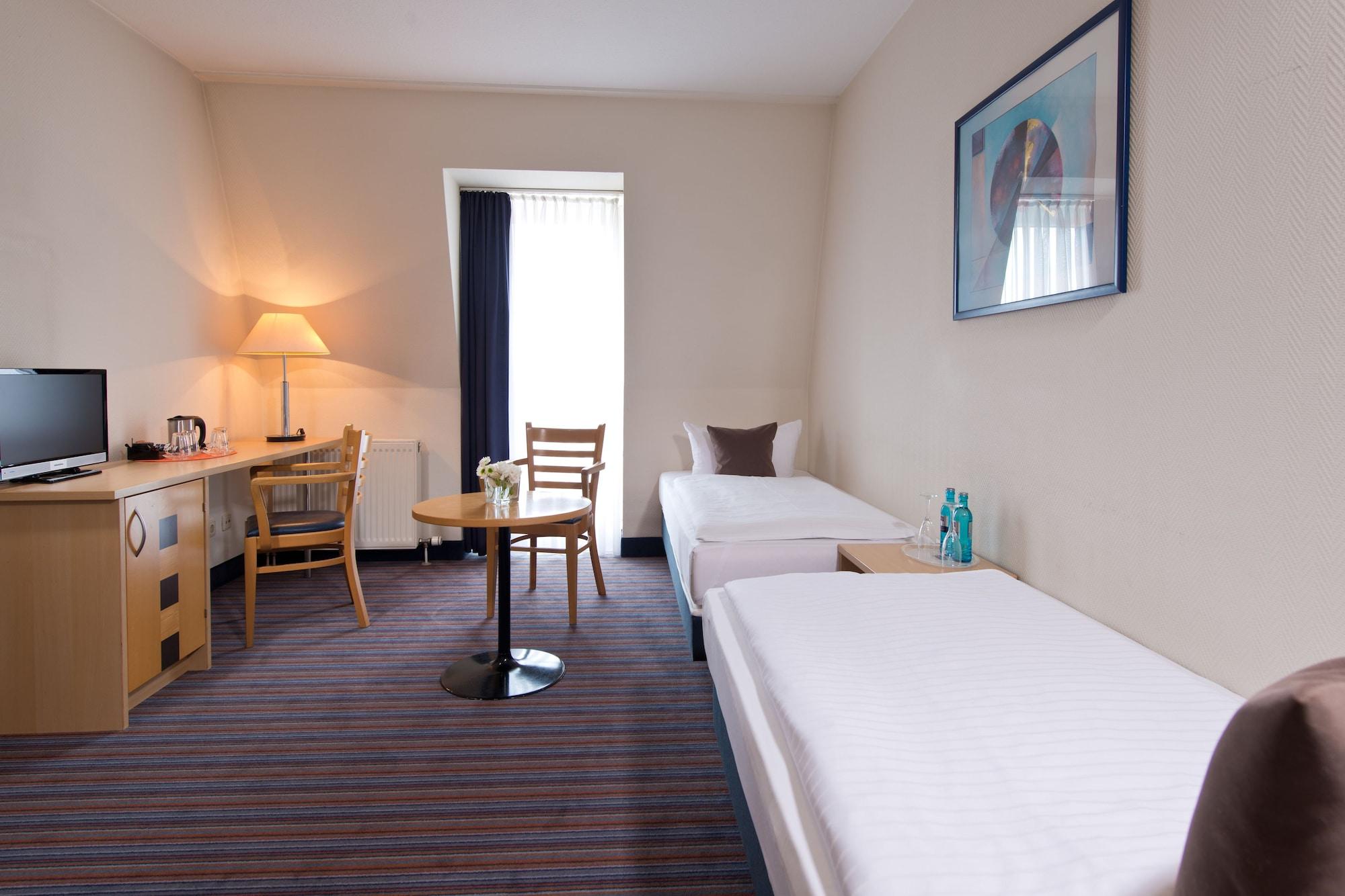 Achat Hotel Dresden Elbufer Esterno foto