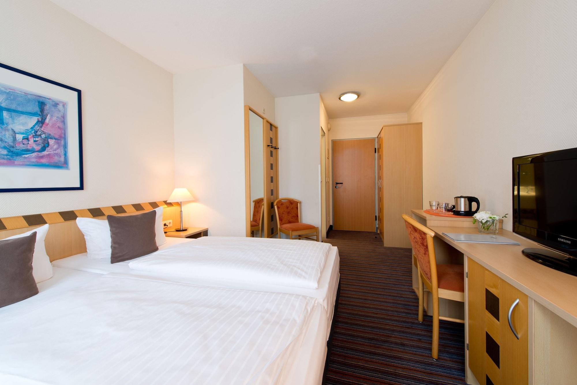 Achat Hotel Dresden Elbufer Esterno foto