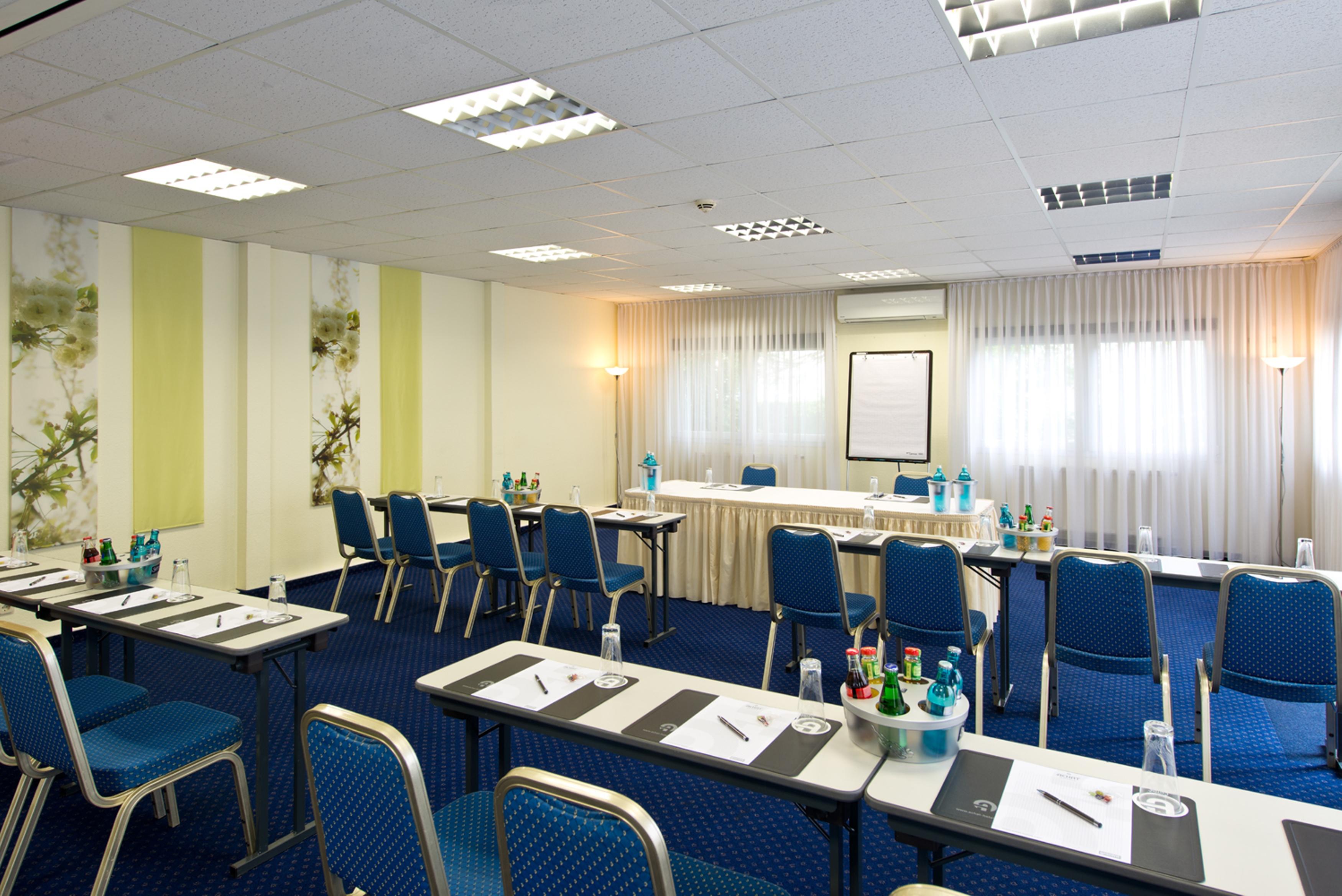 Achat Hotel Dresden Elbufer Esterno foto