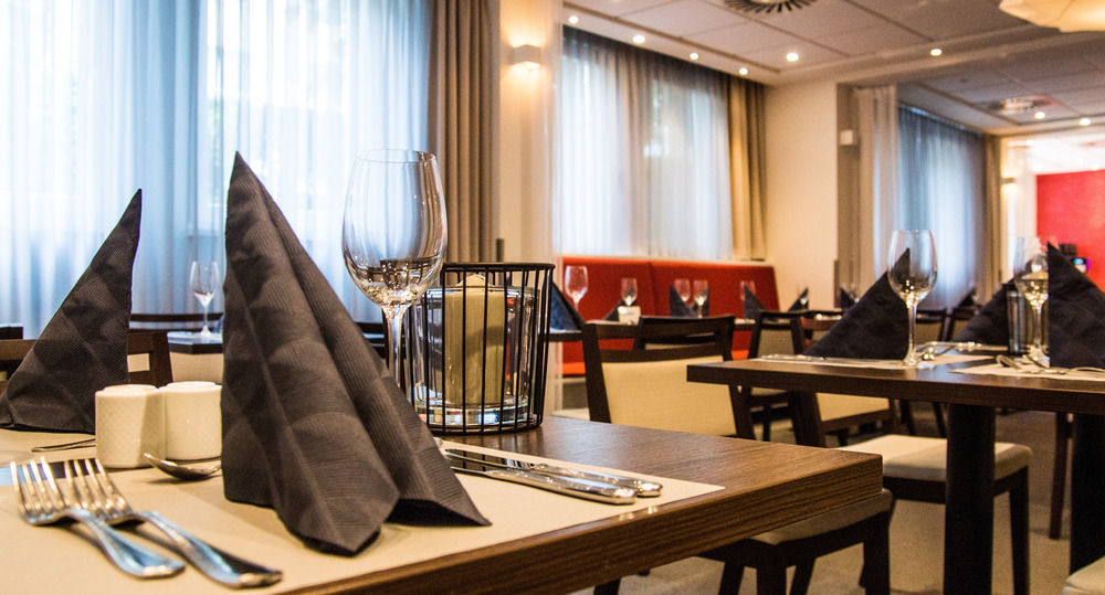 Achat Hotel Dresden Elbufer Esterno foto