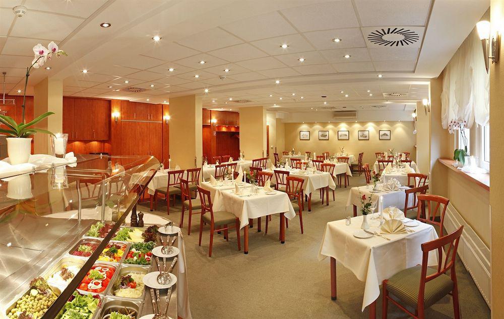 Achat Hotel Dresden Elbufer Ristorante foto
